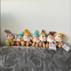 Disney 7 Dwarfs Plush Beanbag Dolls NWT